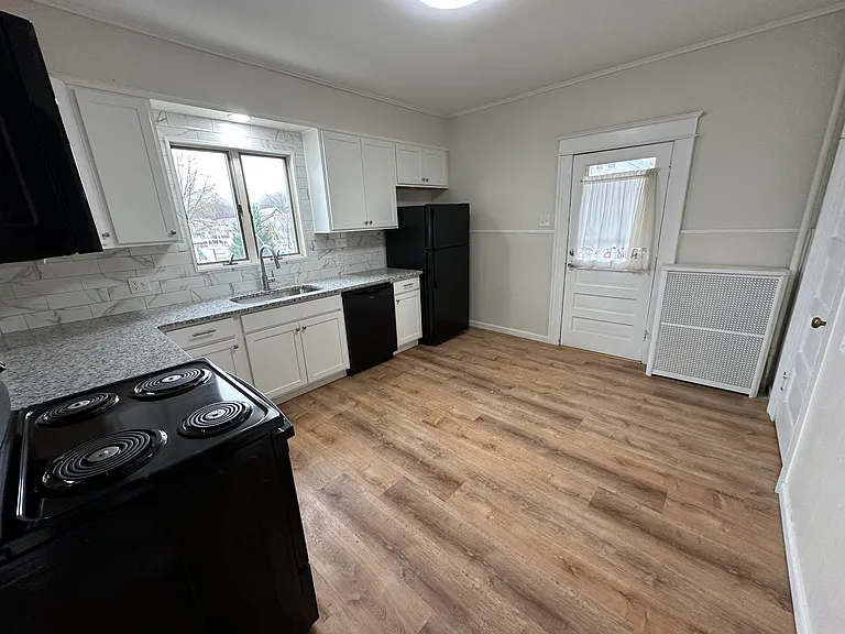 530 Hickory St #530 — Photo 3