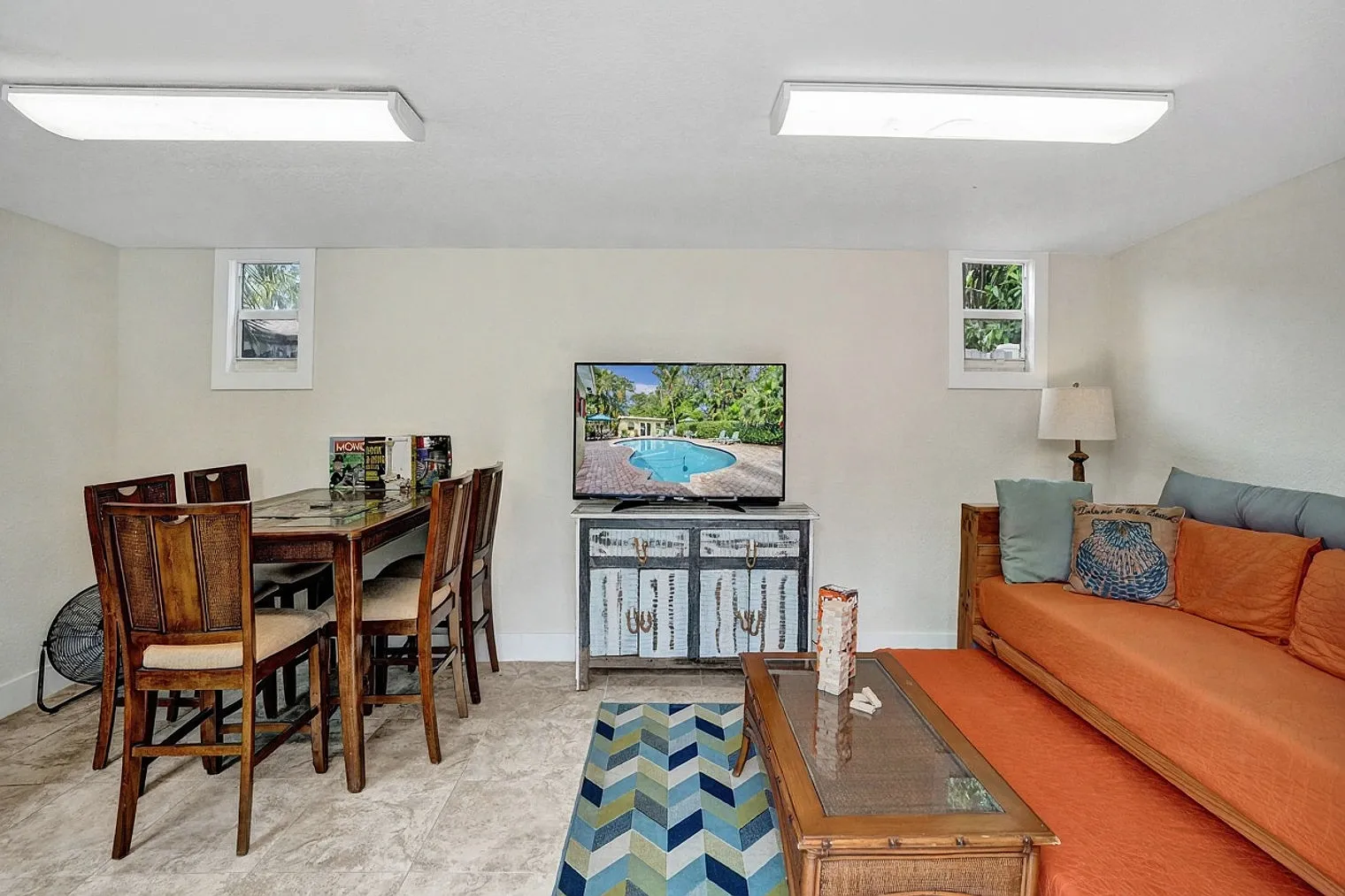 4 bed, 2.0 bath, 2088 sqft, $5,948 — Photo 4