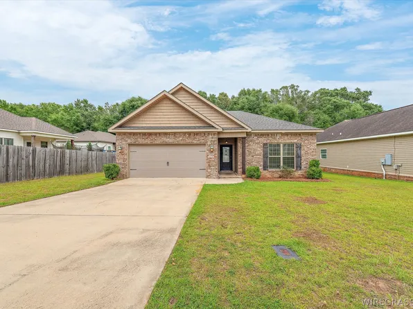 500 Valley Stream Dr, Enterprise, AL 36330