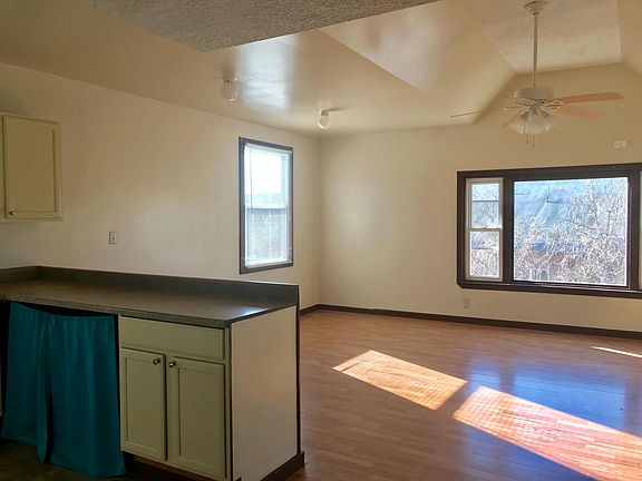 3rd image of 394 Greenwich Ave #3