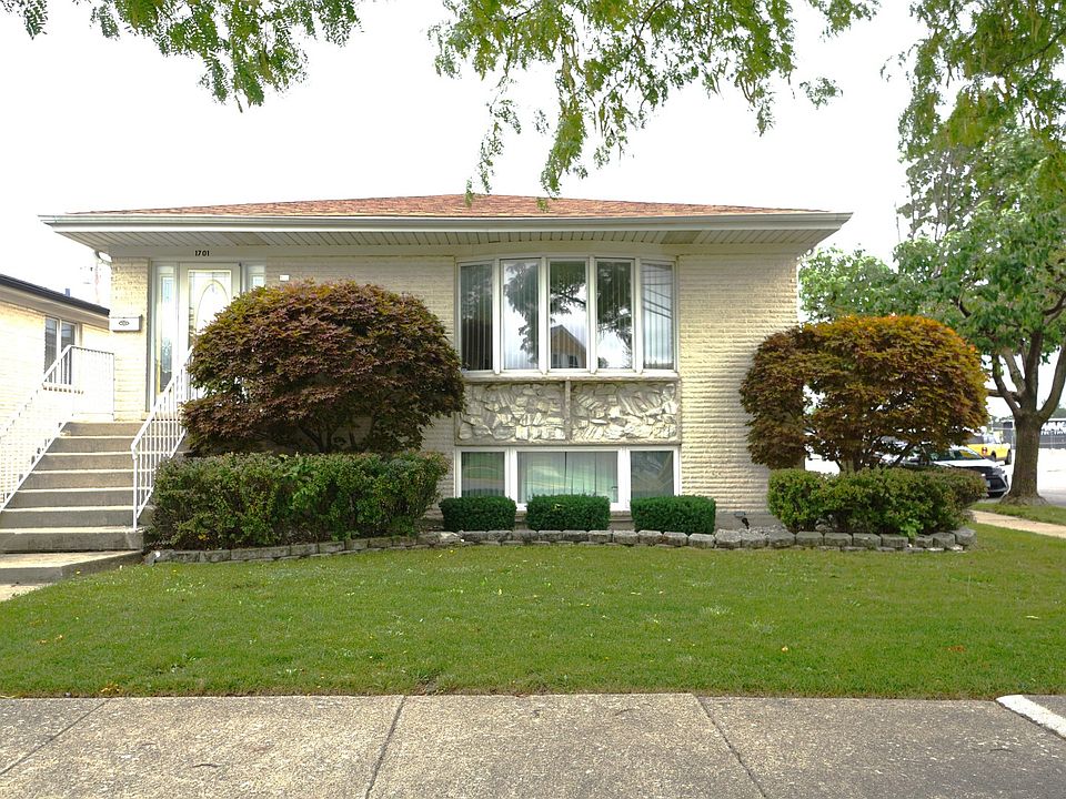 1st image of 1701 N 72nd Ct