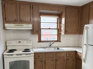 103 Trapelo Rd APT 19, Waltham, MA 02452