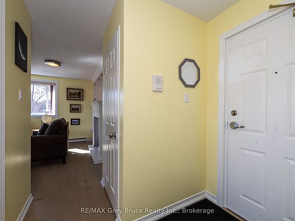 3rd image of 850 6th St E #502
