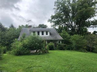 290 Phillips Rd, Boomer, NC 28606