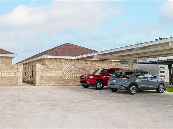 2nd image of 804 Sunset Valley St #4