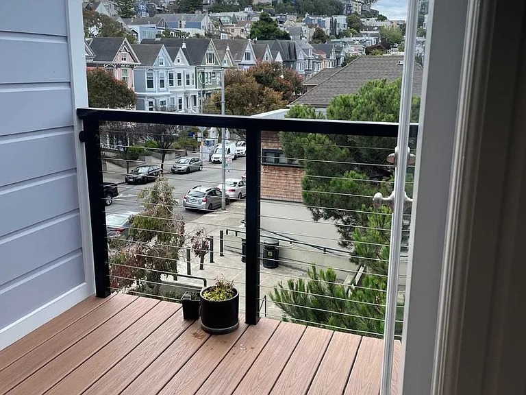 813 Clayton St — Photo 14