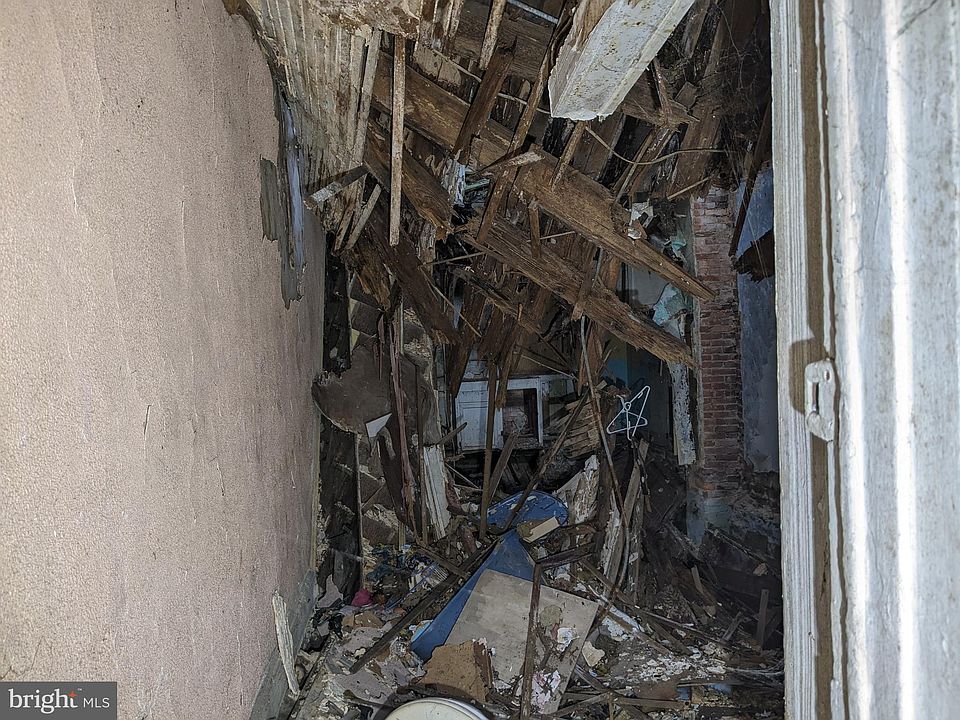 2nd image of 452 Furrow St