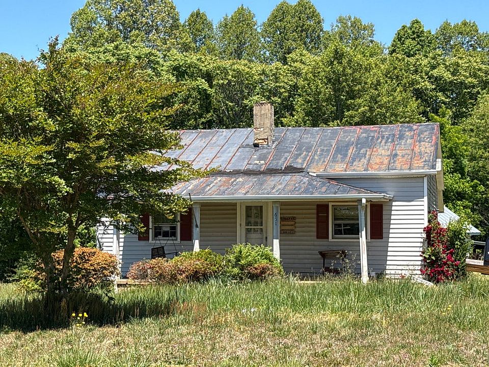 1st image of 651 Daniel Rd