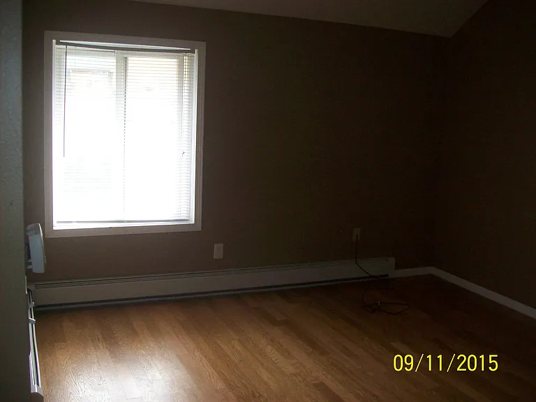 652 Wisconsin St #4 — Photo 5