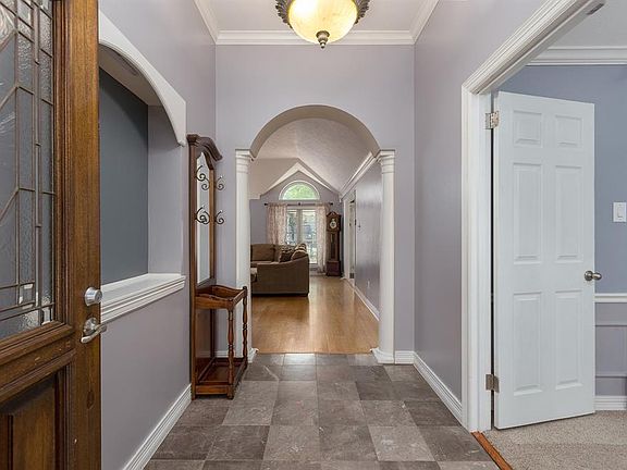 4th image of 4303 Meadow Forest Ln