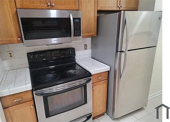 9075 N Laurel Rd #I — Photo 2