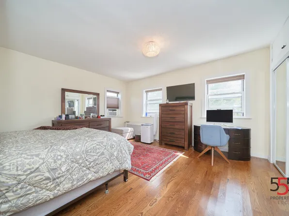 246 Brooklyn Avenue image 22 of 25