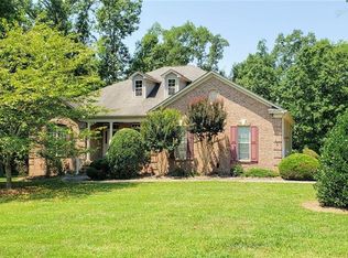 7009 Bronco Ln, Summerfield, NC 27358