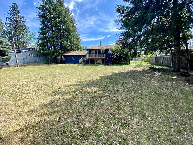 2908 S Pines Rd — Photo 17