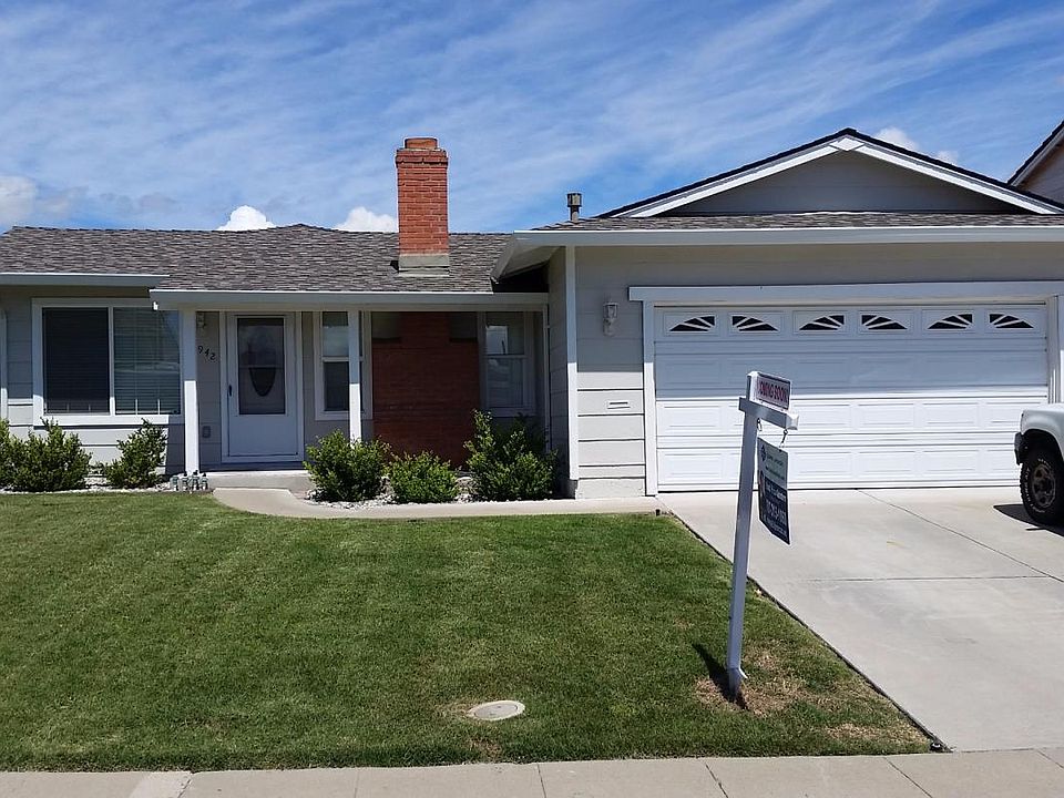1st image of 1942 Conifer Ln