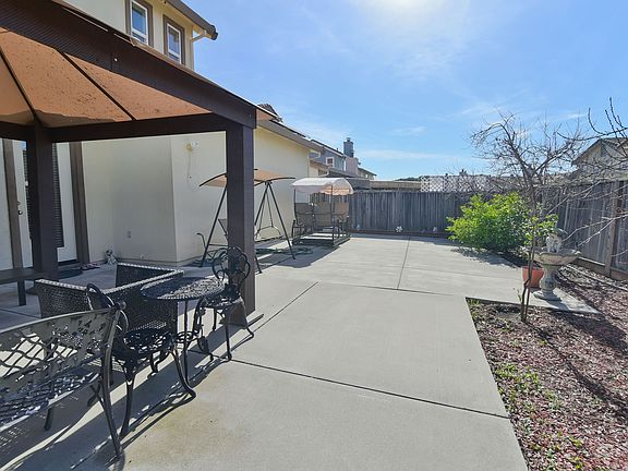 3rd image of 35 Sequoia Grove Way