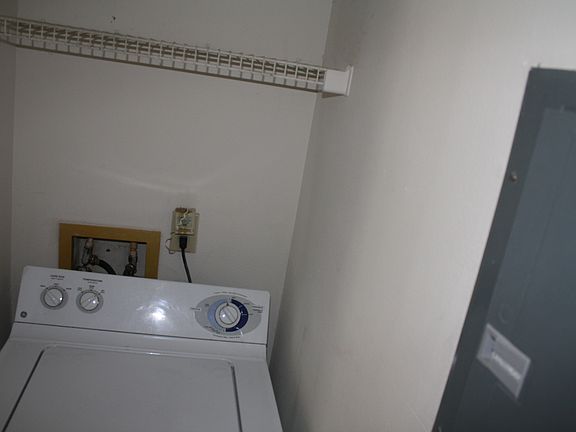 4th image of 4211 Chatham Oak Ct APT 101