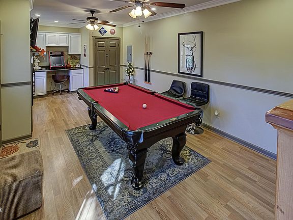 5th image of 2846 Mountain View Cir