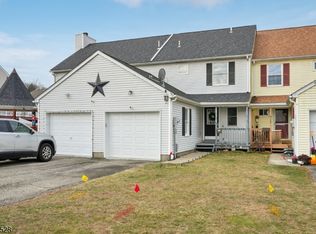 15 Lakeview Ter, Sussex Boro, NJ 07461