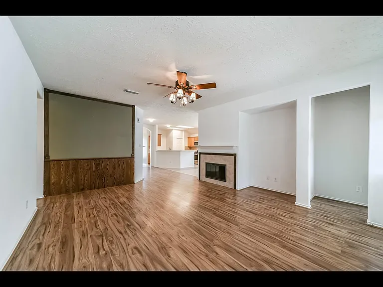 22868 Lantern Hills Dr — Photo 5