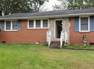 732 Bunche Dr, Raleigh, NC 27610