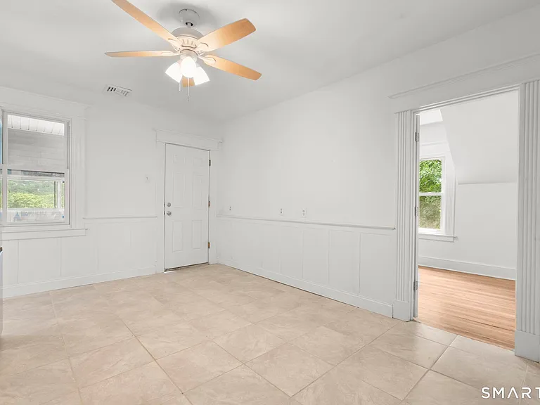 132 Bunker Hill Ave #3 — Photo 4