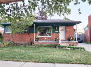 21548 Arrowhead St, Saint Clair Shores, MI