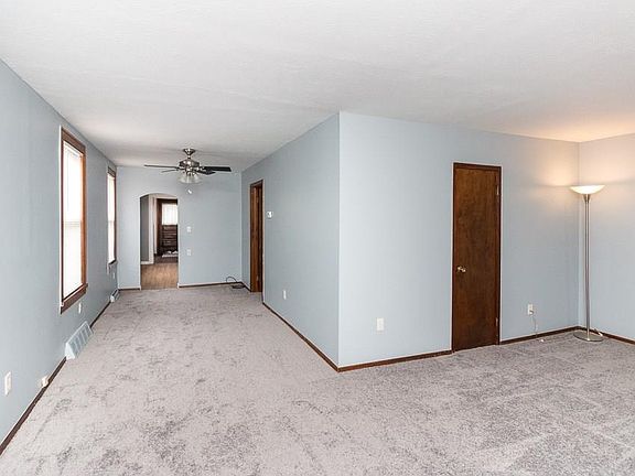 2nd image of 4965 E 71st St