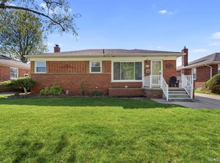 3320 Edsel St, Trenton, MI 48183