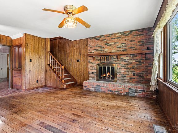 4th image of 5856 Blue Rock Rd