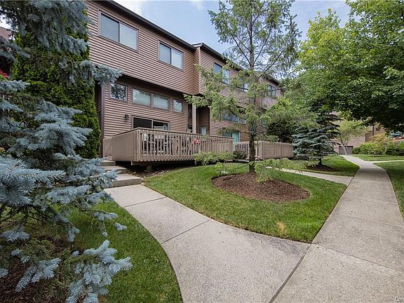 2nd image of 81 Timberline Dr
