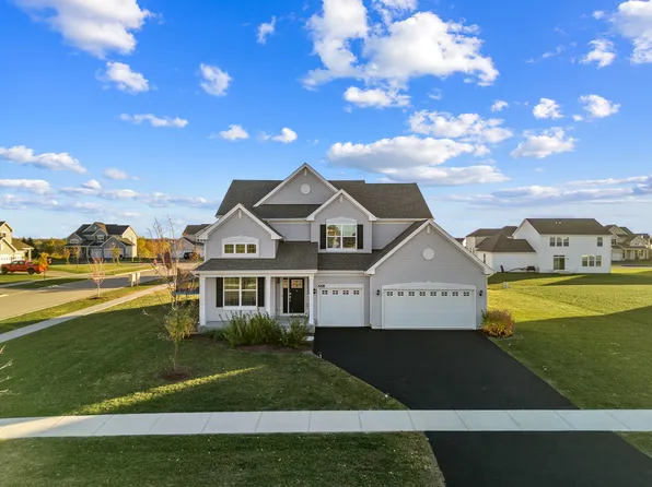 668 Braemore Ln, Yorkville, IL 60560