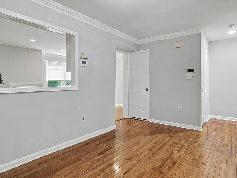 1106 Arcola Ave — Photo 16