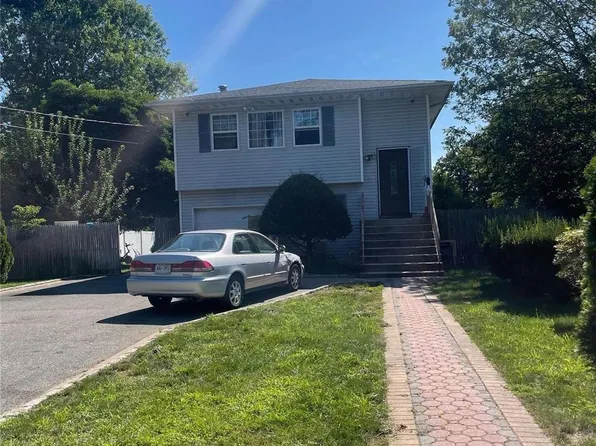 71 Grant Avenue, Brentwood, NY 11717