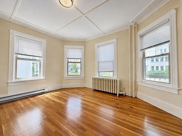 5 Hope St #1 — Photo 4