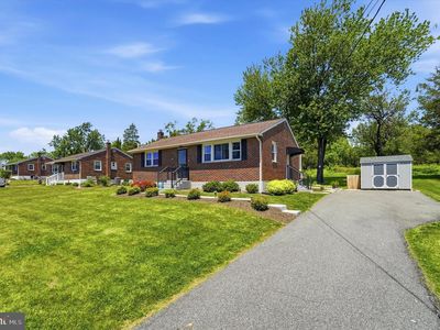 445 E Moyer Rd, Pottstown, PA, 19464