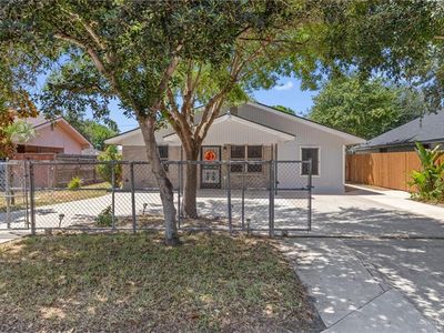 1311 Date Palm St, Alamo, TX, 78516