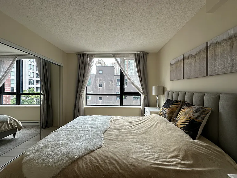 977 Mainland St #511 — Photo 21