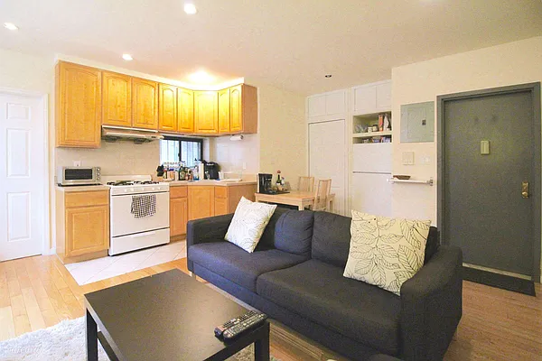 Rented by Corcoran | media 30