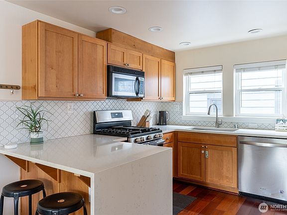 4th image of 1419 NW 65th Street #B