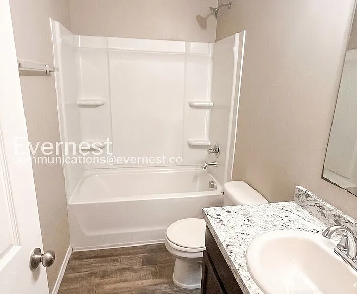500 Margaret Ln — Photo 12