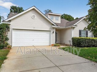 154 Pleasant Grove Ln, Mooresville, NC 28115