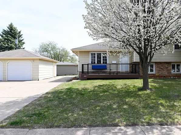 501 NE Trilein Dr, Ankeny, IA 50021