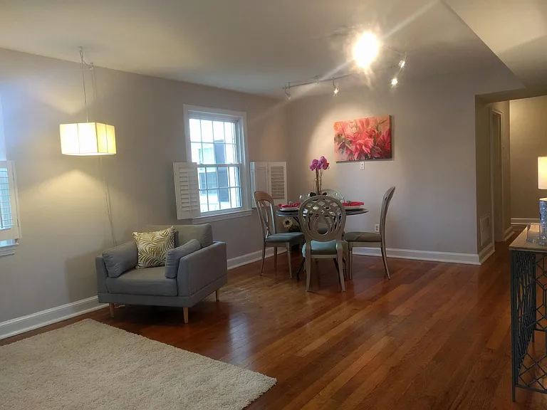 1301 S Walter Reed Dr — Photo 3