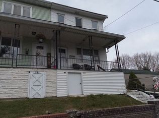 221 W Spruce St, Tamaqua, PA 18252