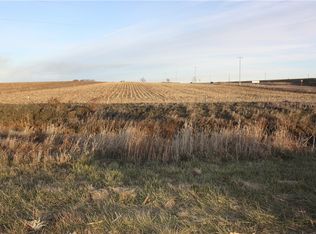 Highway 163, Pella, IA 50219