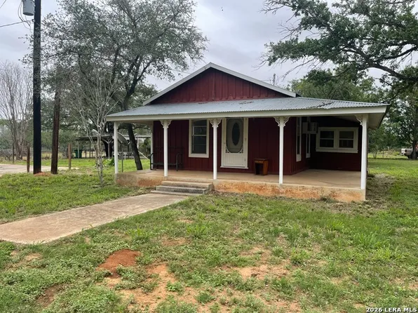2277 N State Highway 16, Jourdanton, TX 78026