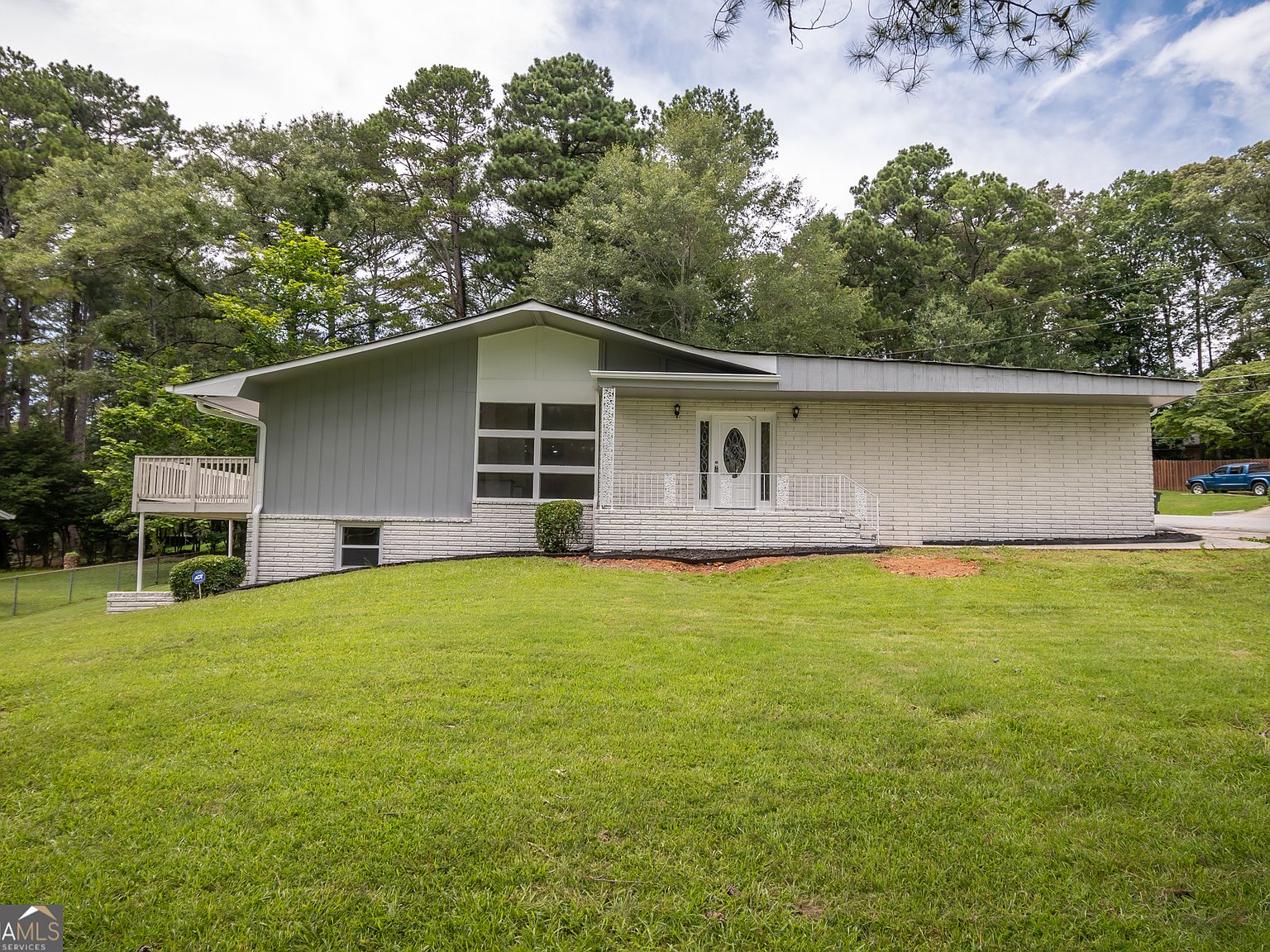 2743 NW Lake Capri Dr, Conyers, GA 30012 | Zillow