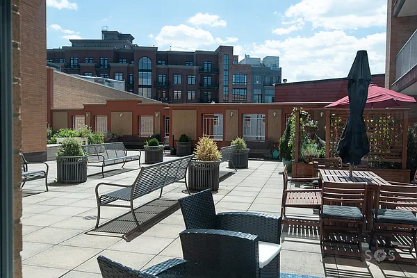 Rented by Brick&Mortar | media 16