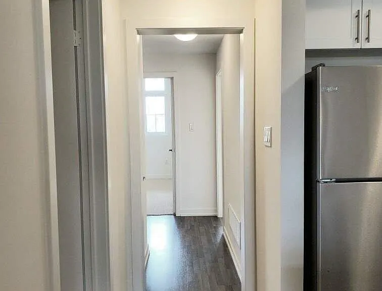 2 Linsmore Pl #204 — Photo 9